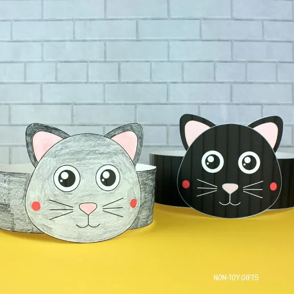 Black cat paper hats