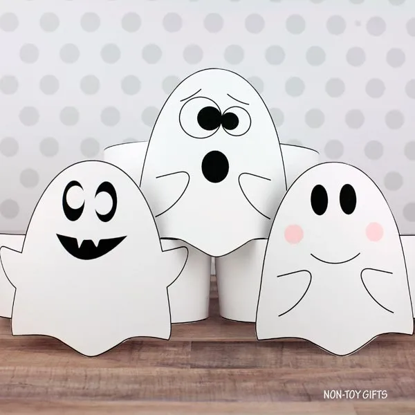 4 Ghost paper hats for Halloween