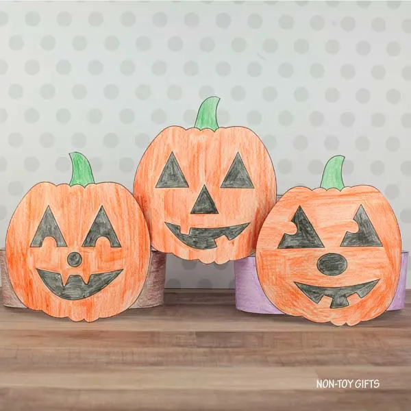 coloring Jack-O-Lanterns craft