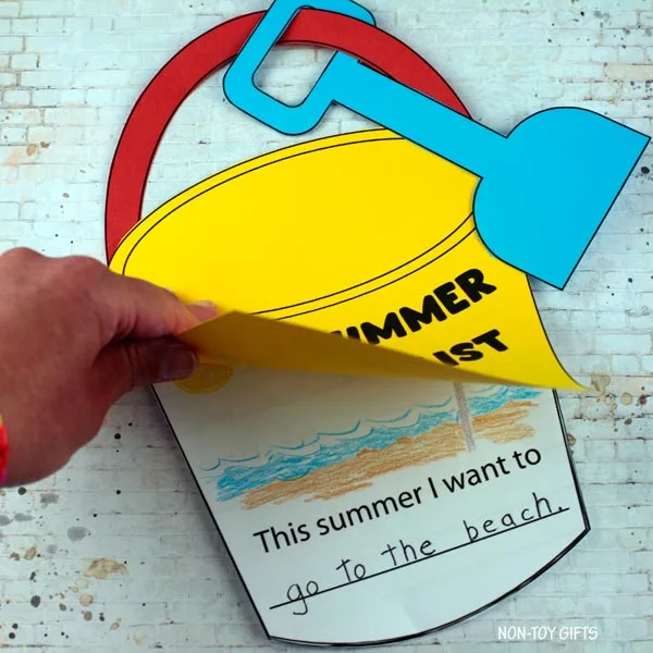 Writing and coloring summer bucket list craft