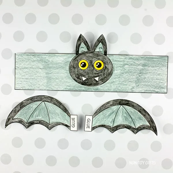 color the bat