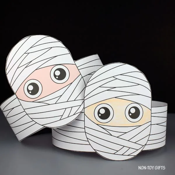 mummy craft for Halloween