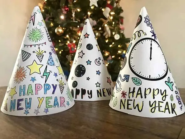 New Year crafts for kids: paper hats