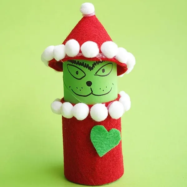 paper roll Grinch craft