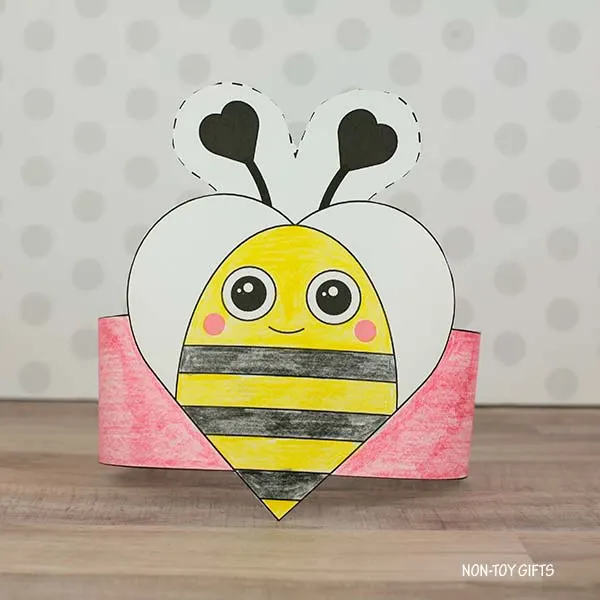 coloring bee paper hat for kids to make for Valentine's Day