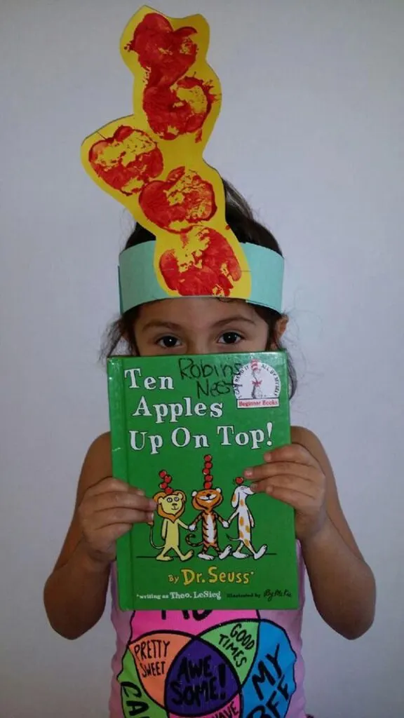 Ten Apples up on Top paper hat