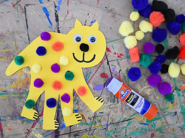 Put Me in the Zoo handprint craft