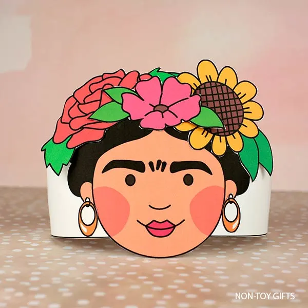 Frida Kahlo paper hat craft for kids to make for Women's International Month