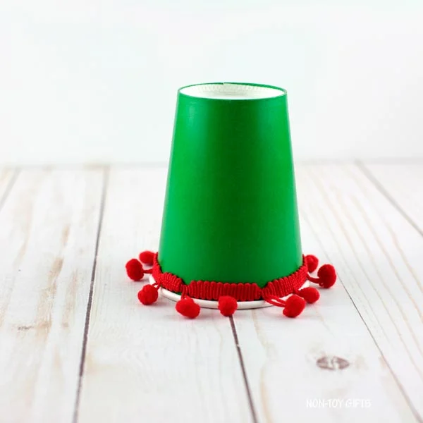 glue pom pom trim