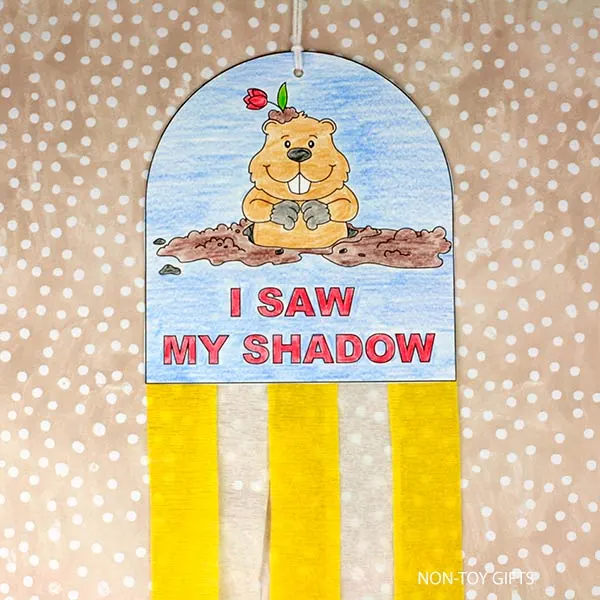 simple Groundhog Day Decoration craft for kids