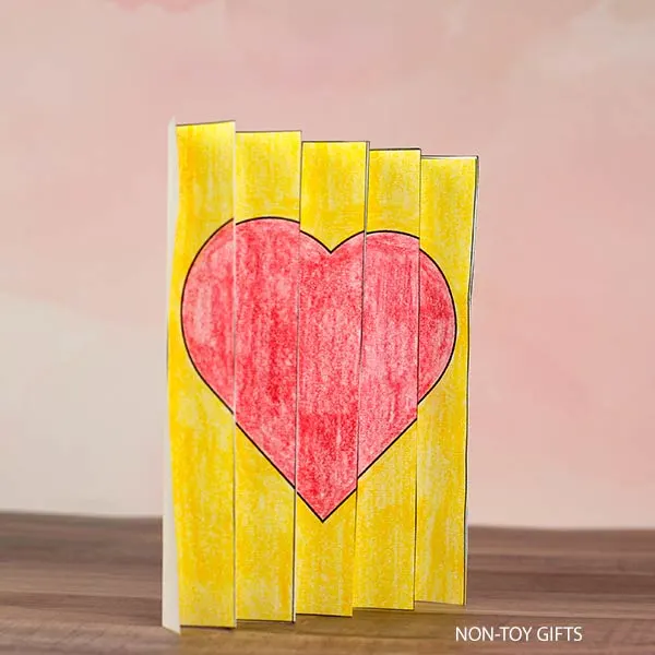 bible heart craft for kids: God Loves You agamograph