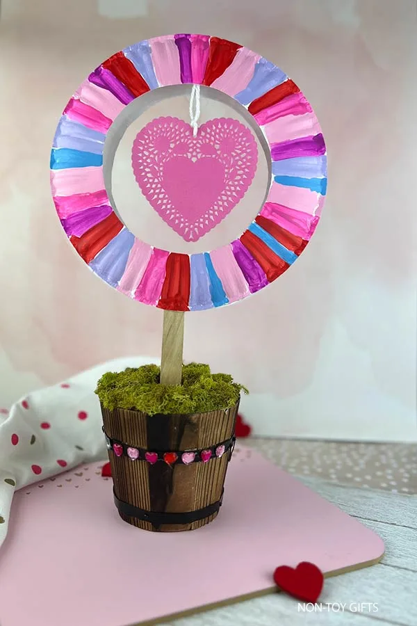 Heart Valentine craft