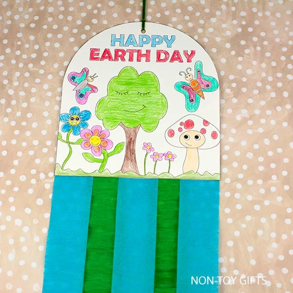 DIY Earth Day decoration craft for kids