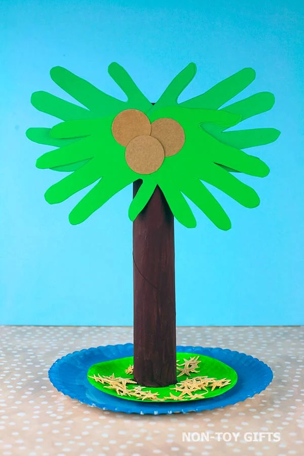 Handprint palm tree craft for kids