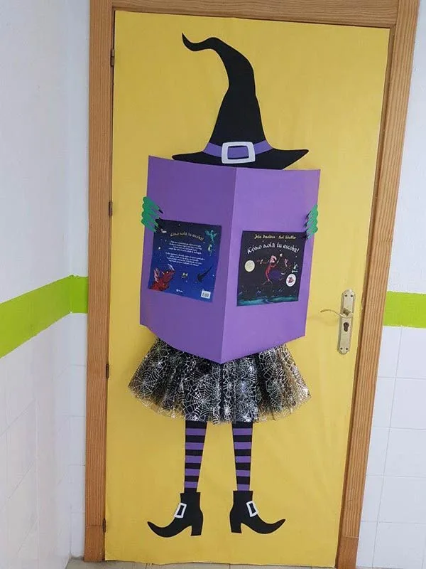 Room On The Broom door decoration