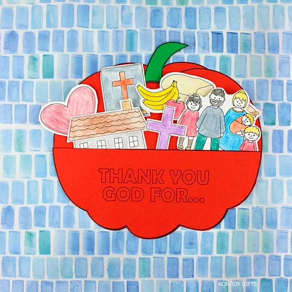 Printable Thank You God Pumpkin Craft for preschool and homeschool – fall craft to celebrate thankfulness and God’s goodness.