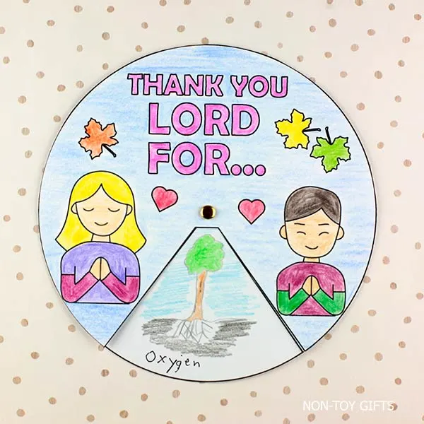 Thank You Lord Spinner Craft activity — a hands-on thankfulness spinner that teaches kids to give thanks and praise to God.