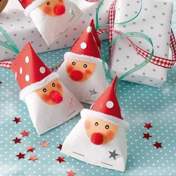 Paper roll Santa ornament