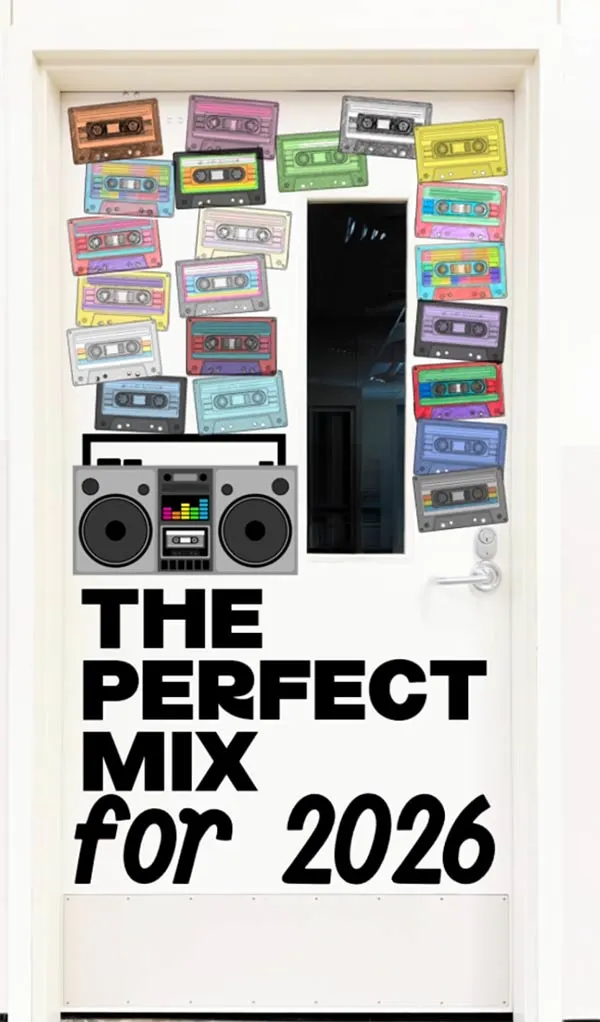 The perfect mix for 2026 door decor idea